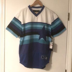 Men’s hockey style jersey size M